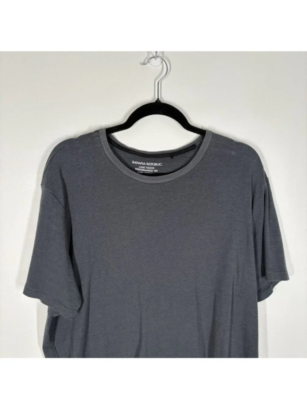 Banana Republic Men XXL Gray Striped Short Sleeve Luxe Touch Performance Tee